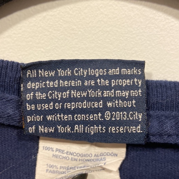 NYPD tshirt - Picture 3 of 4
